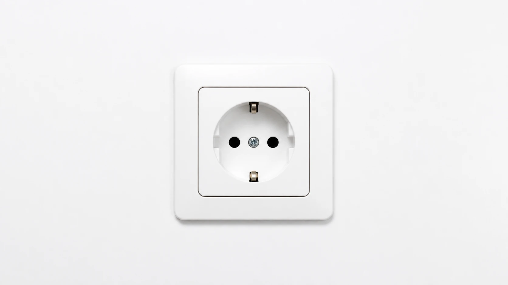 Grounded European wall outlet